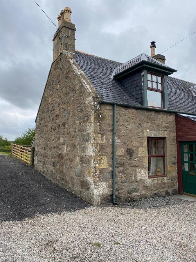 Quirky Highland Cottage With Stunning Views Fearn Lodge エクステリア 写真