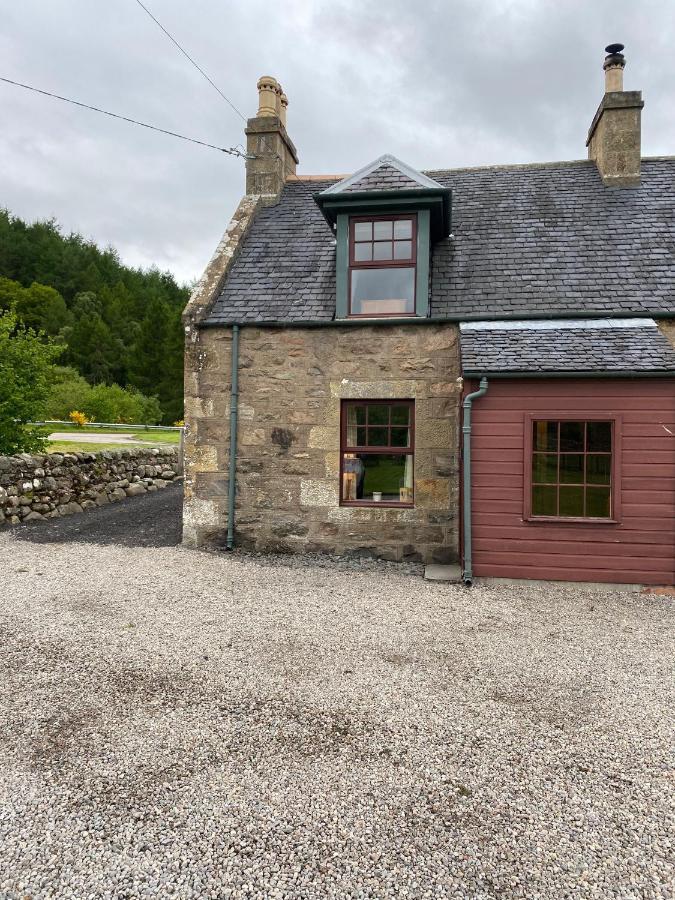 Quirky Highland Cottage With Stunning Views Fearn Lodge エクステリア 写真